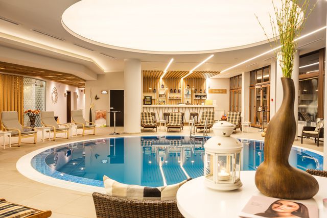 Orlovets Hôtel - Indoor swimming pool